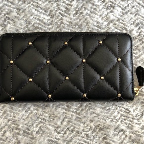 Coach soft leather accordian wallet - Picture 2 of 4
